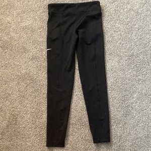 Girls Nike black leggings